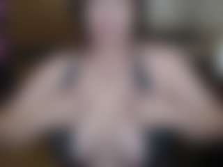 Live cam show with sweetpeash - Shower on Camsoda