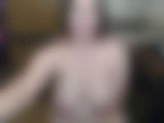 Live cam show with sweetpeash - Athletic on Milfs Live