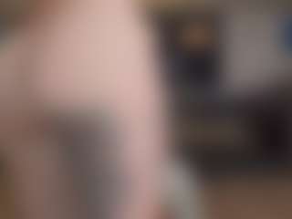 Live cam show with BeatrizDoll - Anal on LiveSexCams6