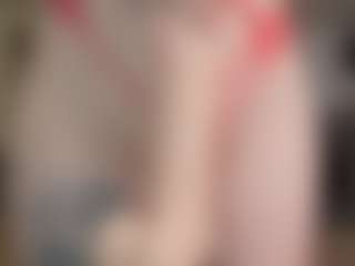 Live cam show with BeatrizDoll - Facial Piercings on Uber Horny