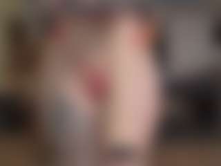 Live cam show with BeatrizDoll - Petite on StripNow