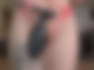 Live cam show with BeatrizDoll - Red Hair Cum on boobsie.com
