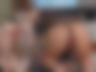 Live cam show with BeatrizDoll - Cum on TeamSkeetLive