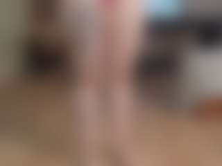 Live cam show with BeatrizDoll - Anal on Soda Cam