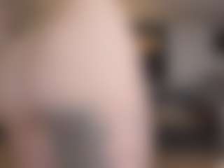 Live cam show with BeatrizDoll - Petite on camwithhim.com