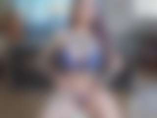 Live cam show with BeatrizDoll - Red Hair HD on fuklive.com