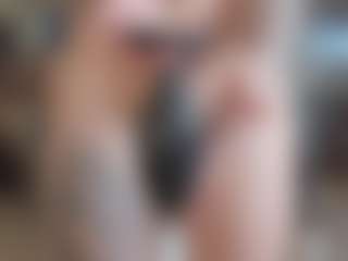 Live cam show with BeatrizDoll - Tattoos on LiveSexCams6