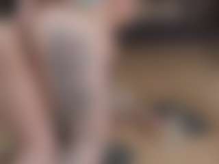 Live cam show with BeatrizDoll - Red Hair Amateur on Camming Site