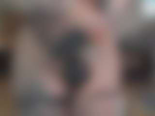 Live cam show with BeatrizDoll - Red Hair Dildo on AdultVida.com