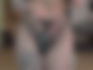 Live cam show with BeatrizDoll - Bedroom on SpankPalCams