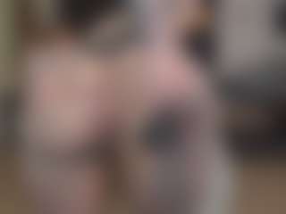 Live cam show with BeatrizDoll - Spank Red Hair on liverealitysex.com