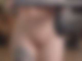 Live cam show with BeatrizDoll - Double Penetration on Camming Site