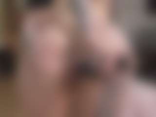 Live cam show with BeatrizDoll - Strip Red Hair on Camming Site