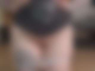 BeatrizDoll's Live Sex Cam Show