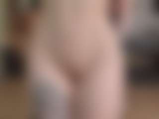 Live cam show with BeatrizDoll - Fingers on Camsoda