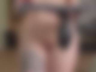 Live cam show with BeatrizDoll - Bedroom on SquirtSoMuch