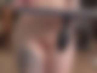 Live cam show with BeatrizDoll - Big Tits on Camsoda