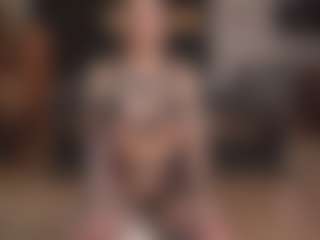 Live cam show with BeatrizDoll - Green Eyes on Mixed Magazine Live