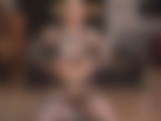 Live cam show with BeatrizDoll - Bedroom Red Hair on Mixed Magazine Live