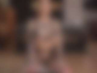 Live cam show with BeatrizDoll - Cosplay on Gym Cam Girls