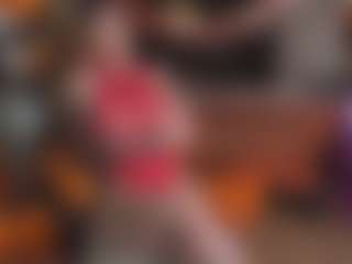 Live cam show with BeatrizDoll - Cosplay Curvy on Camming Site