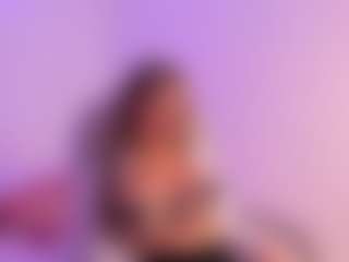 Live cam show with BritneeyDiamond - New Blowjob on sexylive.show