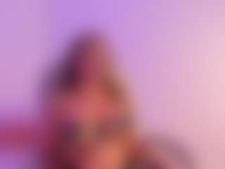 BritneeyDiamond's Live Sex Cam Show