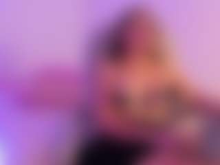 BritneeyDiamond's Live Sex Cam Show