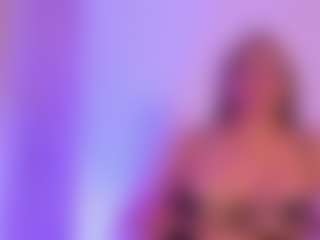 BritneeyDiamond's Live Sex Cam Show