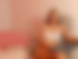 BritneeyDiamond's Live Sex Cam Show
