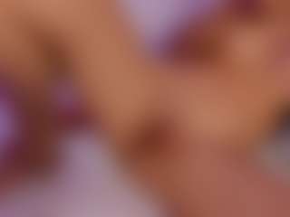 Live cam show with BritneeyDiamond - Small Tits on madthumbs