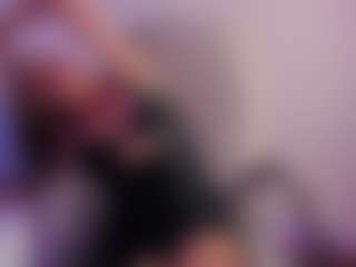 BritneeyDiamond's Live Sex Cam Show