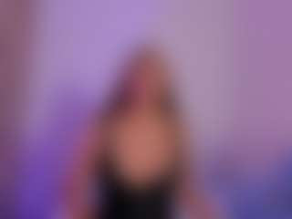 BritneeyDiamond's Live Sex Cam Show
