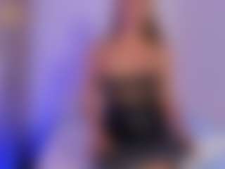 BritneeyDiamond's Live Sex Cam Show