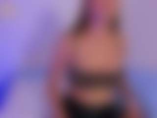 BritneeyDiamond's Live Sex Cam Show