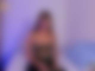 BritneeyDiamond's Live Sex Cam Show