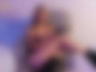 BritneeyDiamond's Live Sex Cam Show