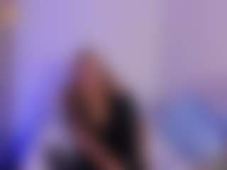 BritneeyDiamond's Live Sex Cam Show