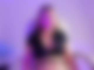 BritneeyDiamond's Live Sex Cam Show