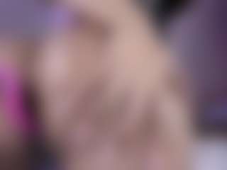 Live cam show with JollyMami - Brazilian on Gym Cam Girls