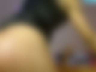 JollyMami's Live Sex Cam Show