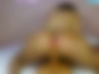 JollyMami's Live Sex Cam Show