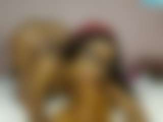 Live cam show with JollyMami - Tease on Camsoda