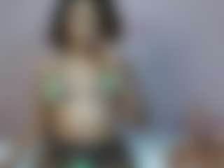 Live cam show with JollyMami - Spy Petite on Camming Site