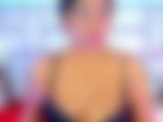Live cam show with NinaNicole - Athletic Ebony on Hubzter Live