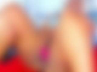 Live cam show with NinaNicole - Athletic MILF on Fling VIP Chat