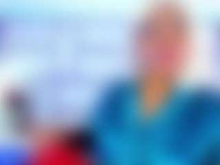 NinaNicole MILF webcam performer live streaming