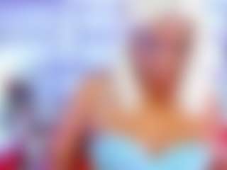 Live cam show with NinaNicole - Squirt on Fit Hotties