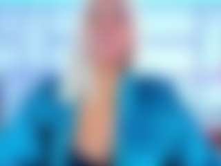 NinaNicole MILF webcam performer live streaming