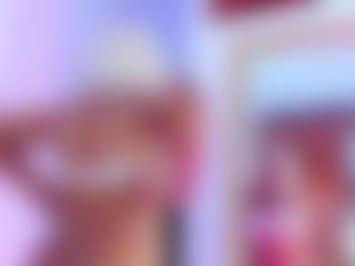 Live cam show with NinaNicole - Petite on Hubzter Live